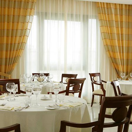Tiberio Palace Hotel Neapol Restauracja zdjęcie